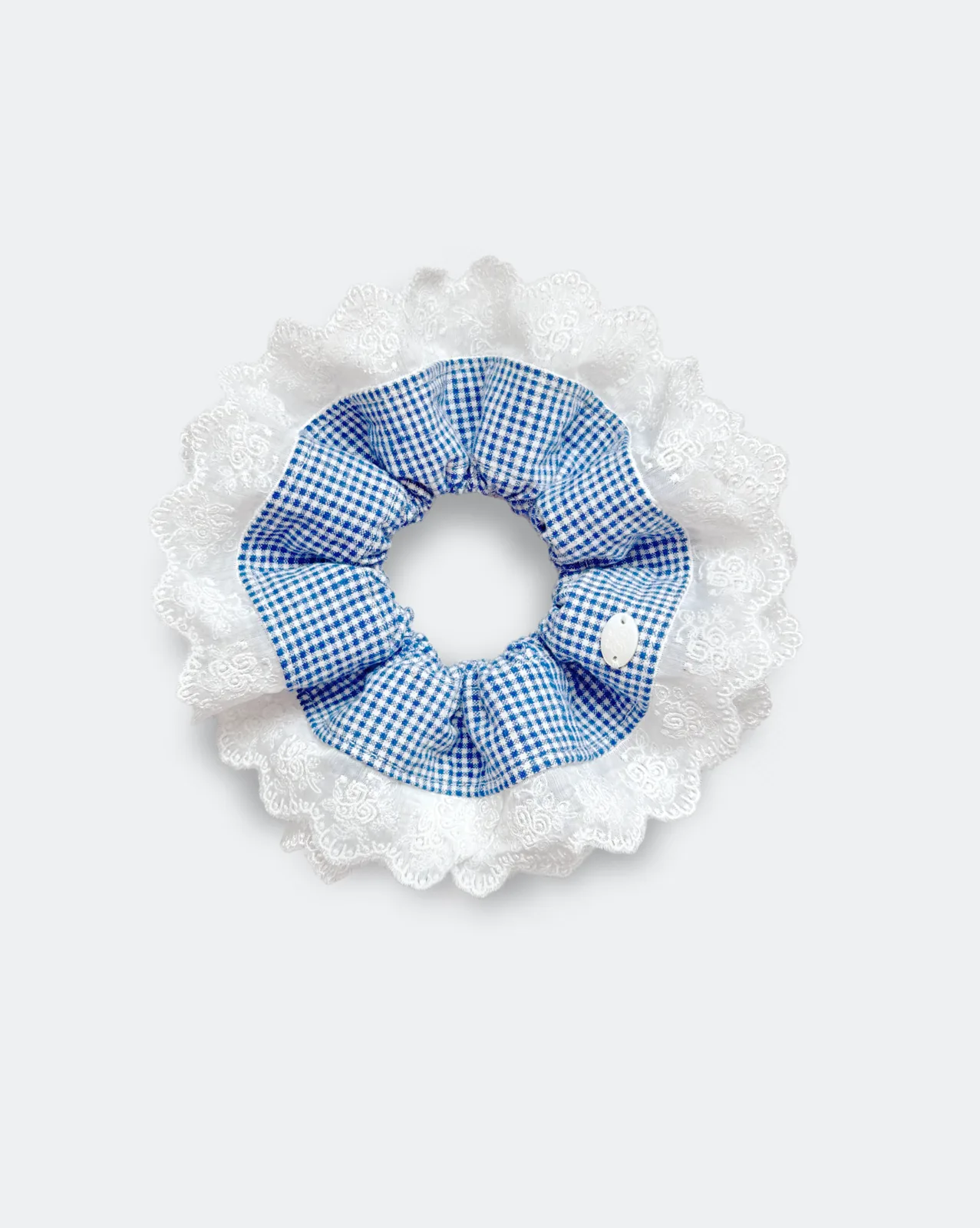 Double-layer lace scrunchie